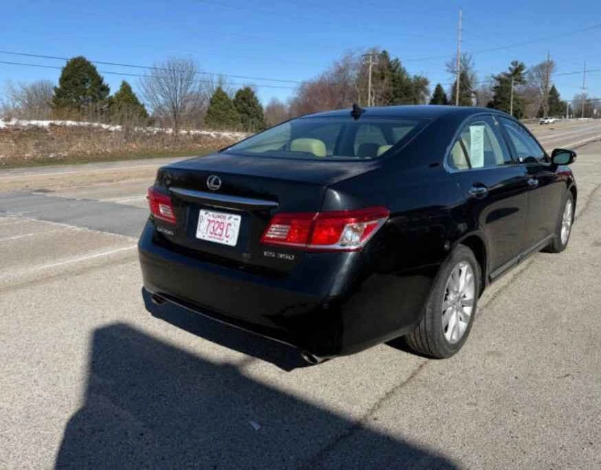 2010 Lexus ES 5th Gen - Image 2 of 6