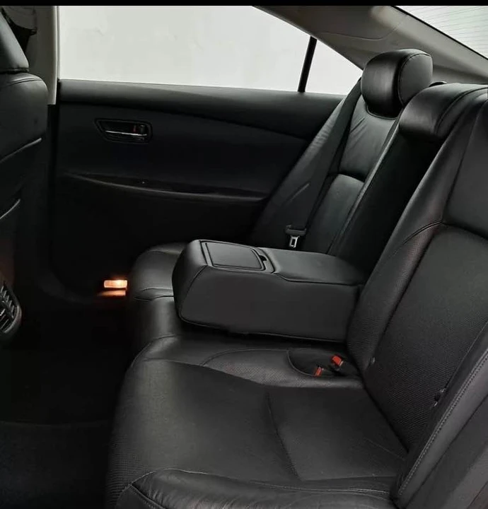 2010 Lexus ES 5th Gen - Image 5 of 5