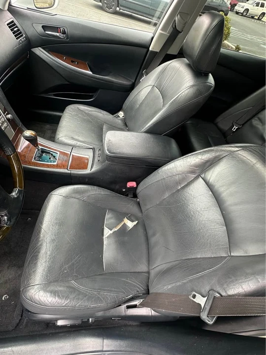2010 Lexus ES 5th Gen - Image 10 of 13