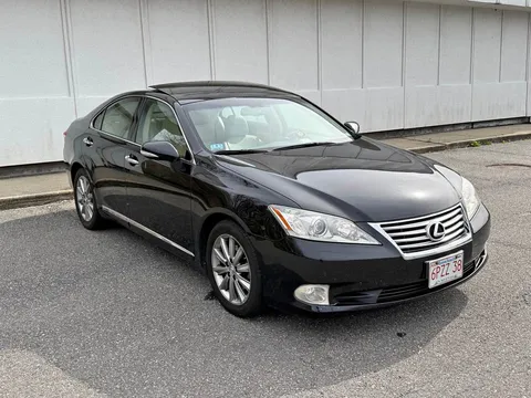 2010 Lexus ES 350 Ultra Luxury Sedan