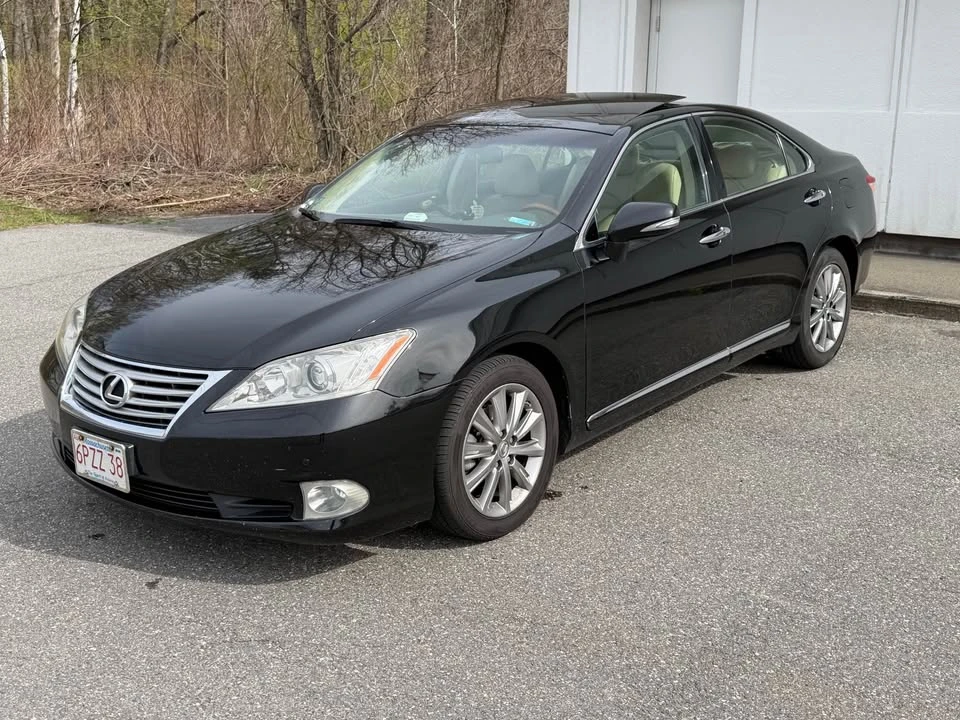 2010 Lexus ES 5th Gen - Image 4 of 7