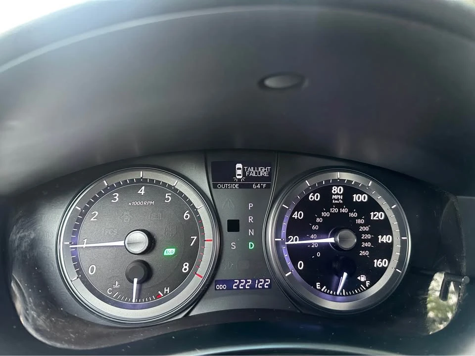 2010 Lexus ES 5th Gen - Image 11 of 11