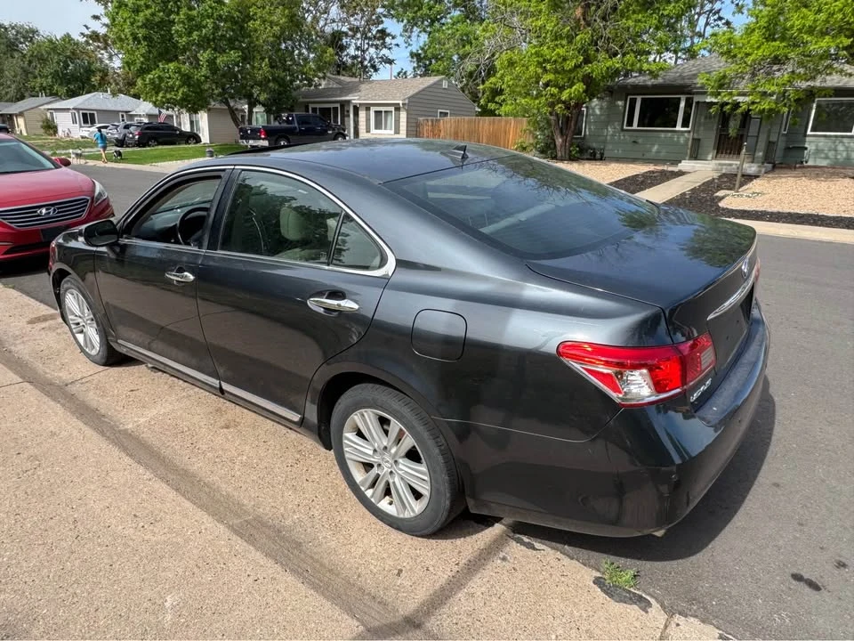 2010 Lexus ES 5th Gen - Image 3 of 6