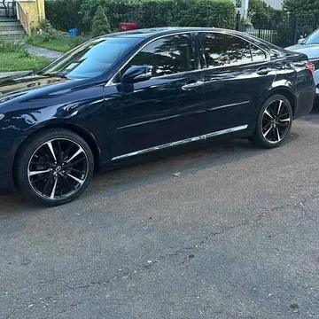 2010 Lexus ES 350 F Sport Design Sedan