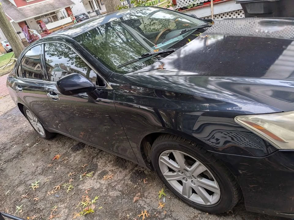 2010 Lexus ES 5th Gen - Image 3 of 6