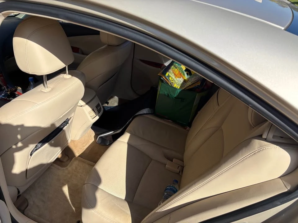 2010 Lexus ES 5th Gen - Image 9 of 9