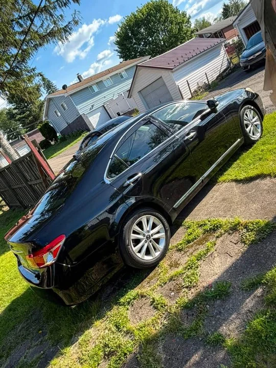 2010 Lexus ES 5th Gen - Image 6 of 13
