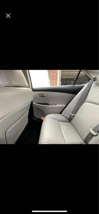2010 Lexus ES 5th Gen - Image 10 of 11