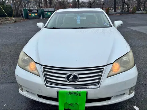 2010 Lexus ES 350 Sedan 4D