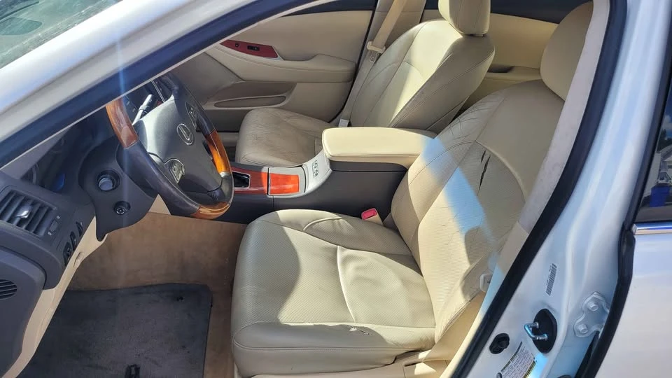2010 Lexus ES 5th Gen - Image 7 of 15