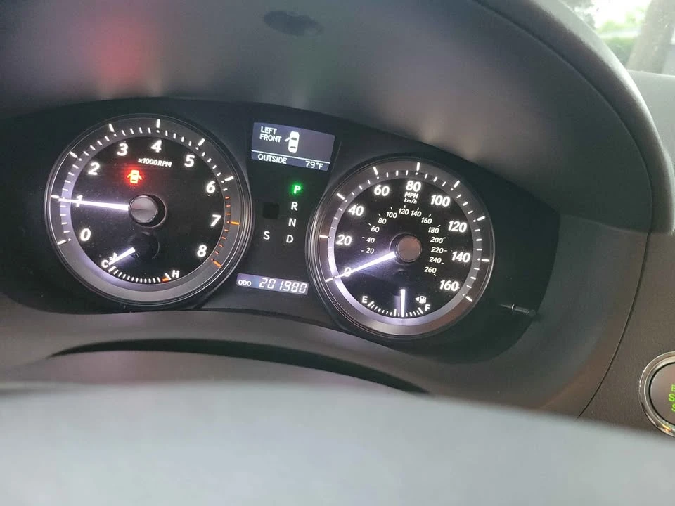 2010 Lexus ES 5th Gen - Image 5 of 7