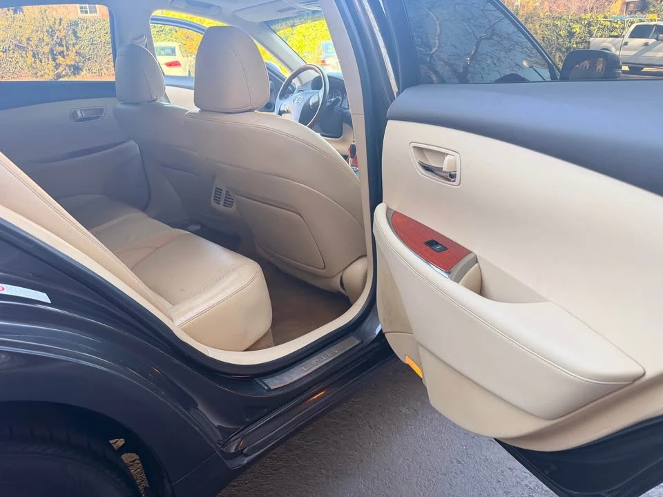 2010 Lexus ES 5th Gen - Image 14 of 16