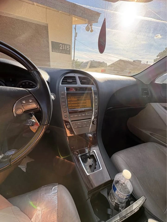 2010 Lexus ES 4th Gen - Image 6 of 7