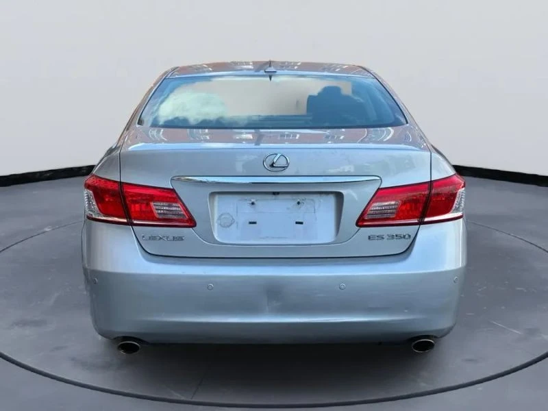 2010 Lexus ES 5th Gen - Image 4 of 12