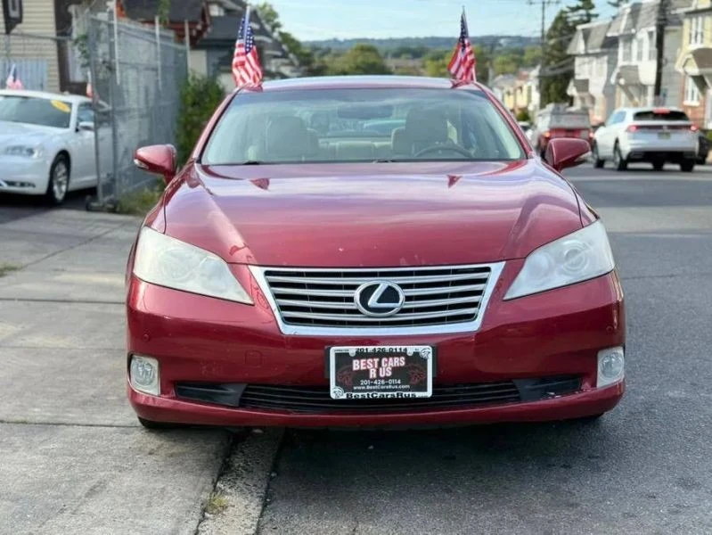 2010 Lexus ES 5th Gen - Image 2 of 12