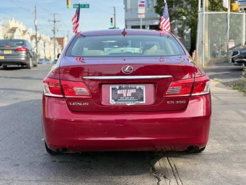 2010 Lexus ES 4th Gen - Image 5 of 12