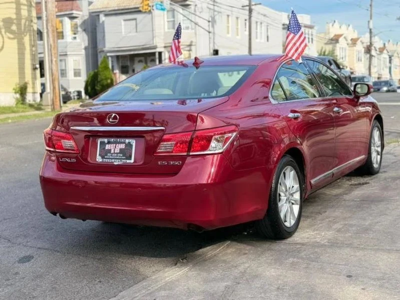 2010 Lexus ES 4th Gen - Image 4 of 12