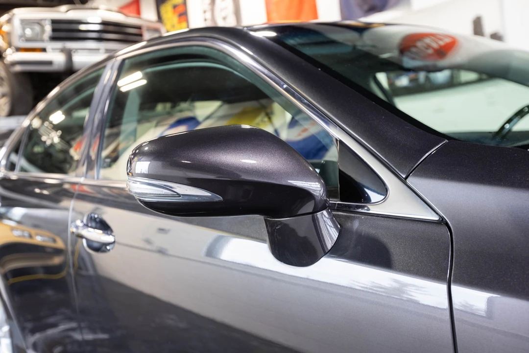 2010 Lexus ES 5th Gen - Image 15 of 21