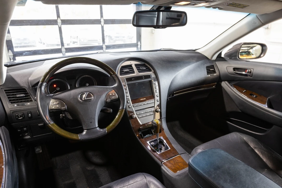 2010 Lexus ES 5th Gen - Image 21 of 21
