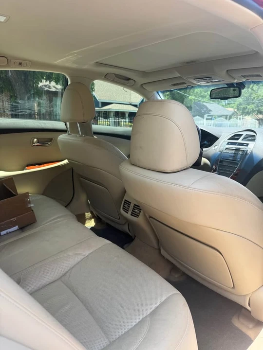 2010 Lexus ES 5th Gen - Image 6 of 8
