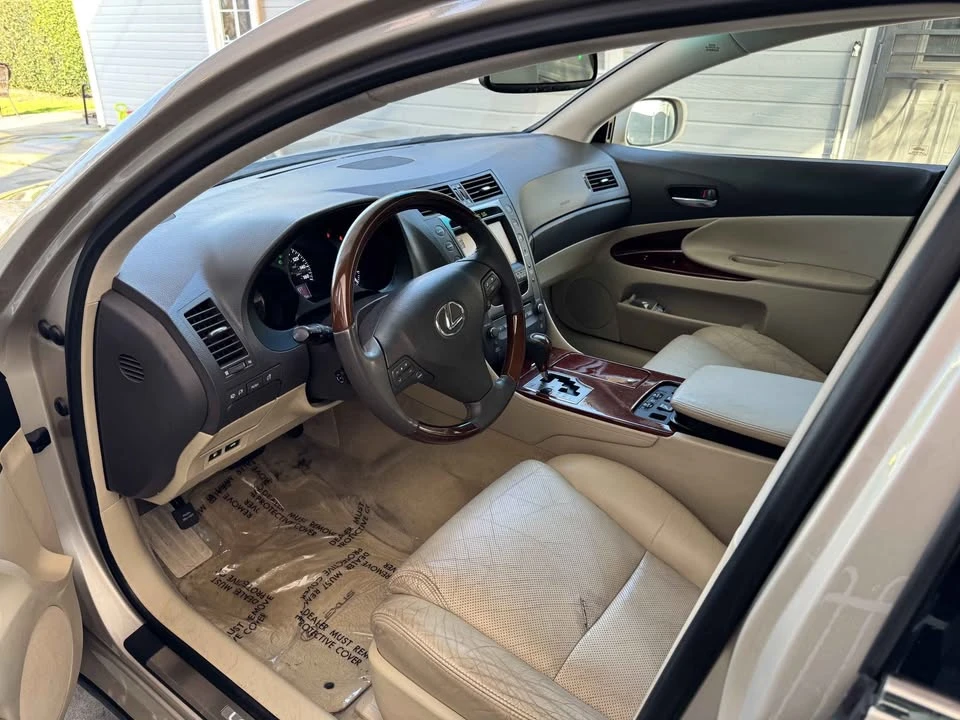 2010 Lexus GS 3rd Gen - Image 8 of 13