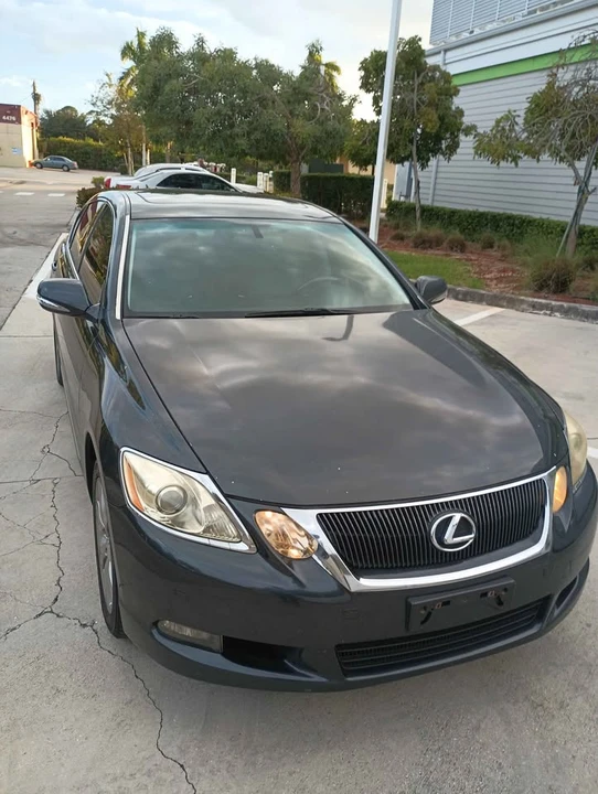 2010 Lexus GS 3rd Gen - Image 4 of 16