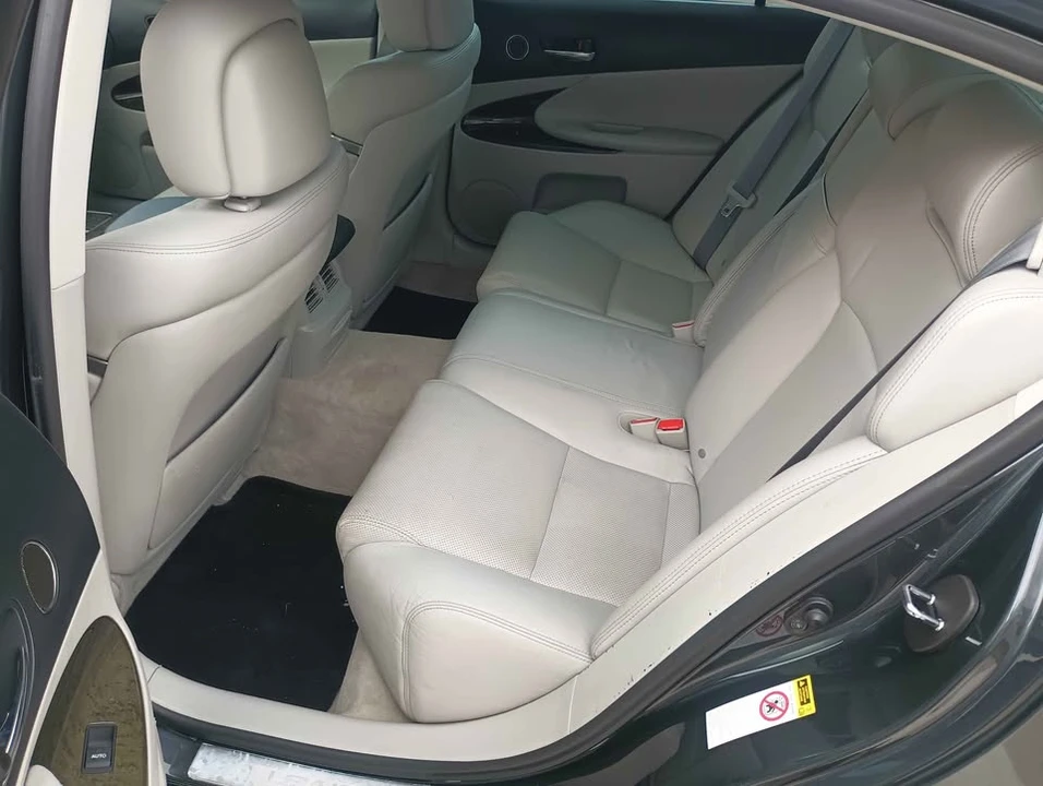 2010 Lexus GS 3rd Gen - Image 12 of 16