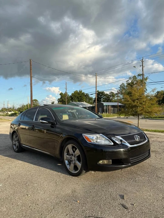 2010 Lexus GS 3rd Gen - Image 2 of 10