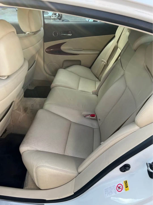 2010 Lexus GS 3rd Gen - Image 6 of 10
