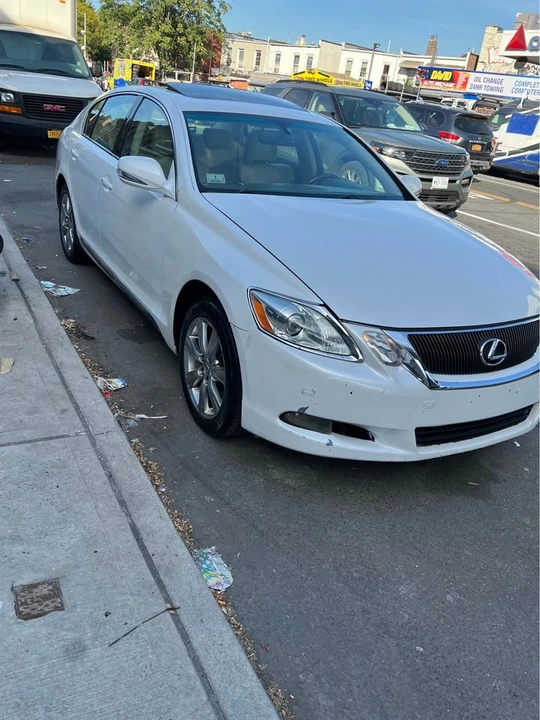 2010 Lexus GS 3rd Gen - Image 4 of 10