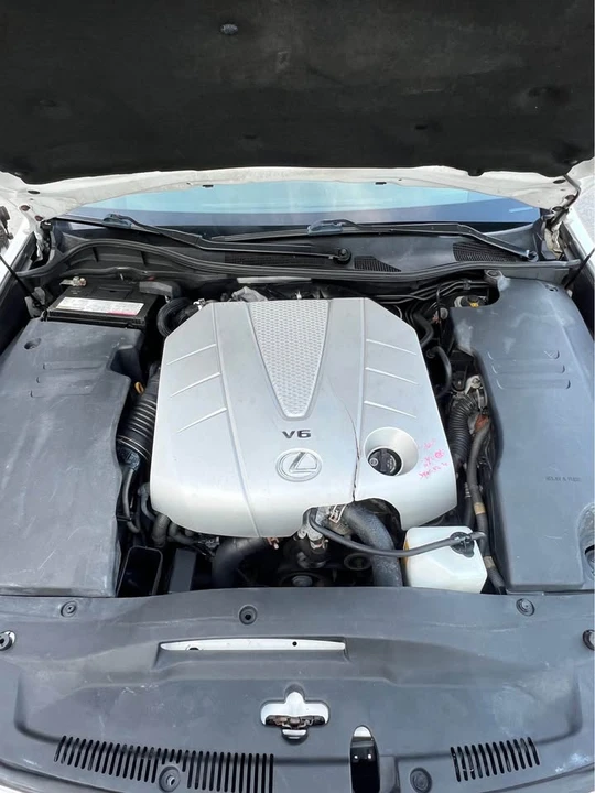 2010 Lexus GS 3rd Gen - Image 7 of 10