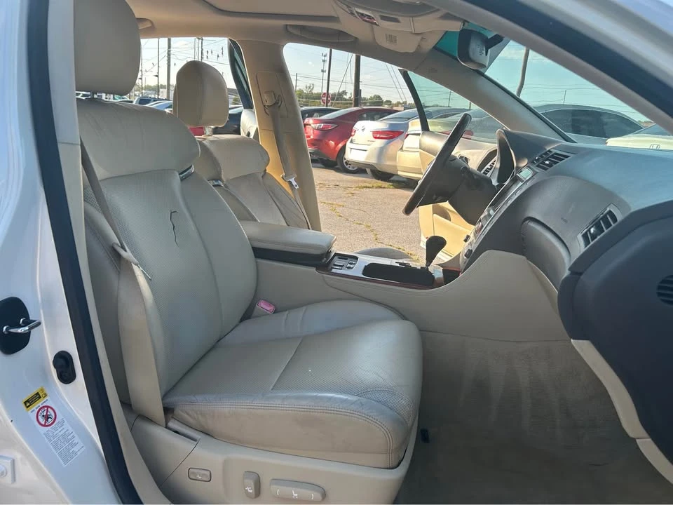 2010 Lexus GS 3rd Gen - Image 12 of 20