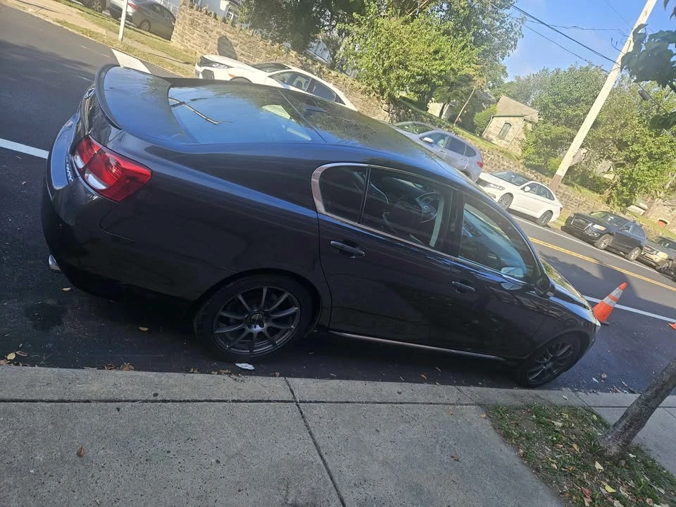 2010 Lexus GS 3rd Gen - Image 6 of 13
