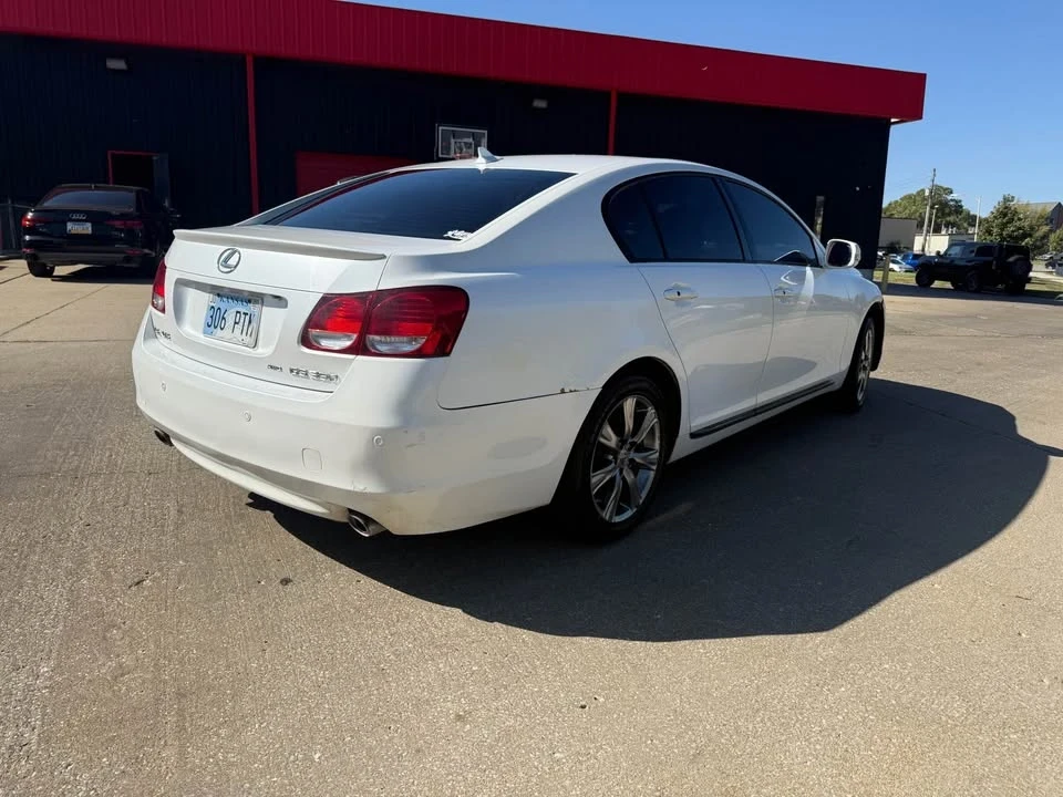2010 Lexus GS 3rd Gen - Image 5 of 13