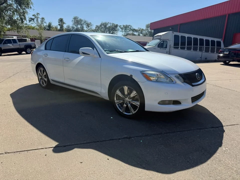 2010 Lexus GS 3rd Gen - Image 3 of 13