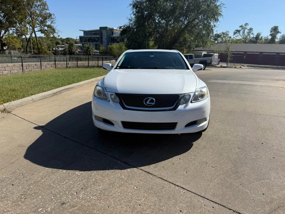 2010 Lexus GS 3rd Gen - Image 2 of 13