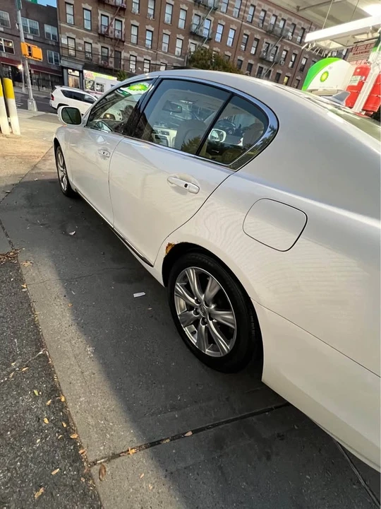 2010 Lexus GS 3rd Gen - Image 6 of 15