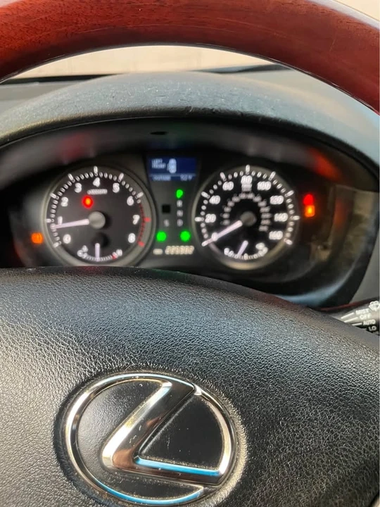 2010 Lexus GS 3rd Gen - Image 7 of 14