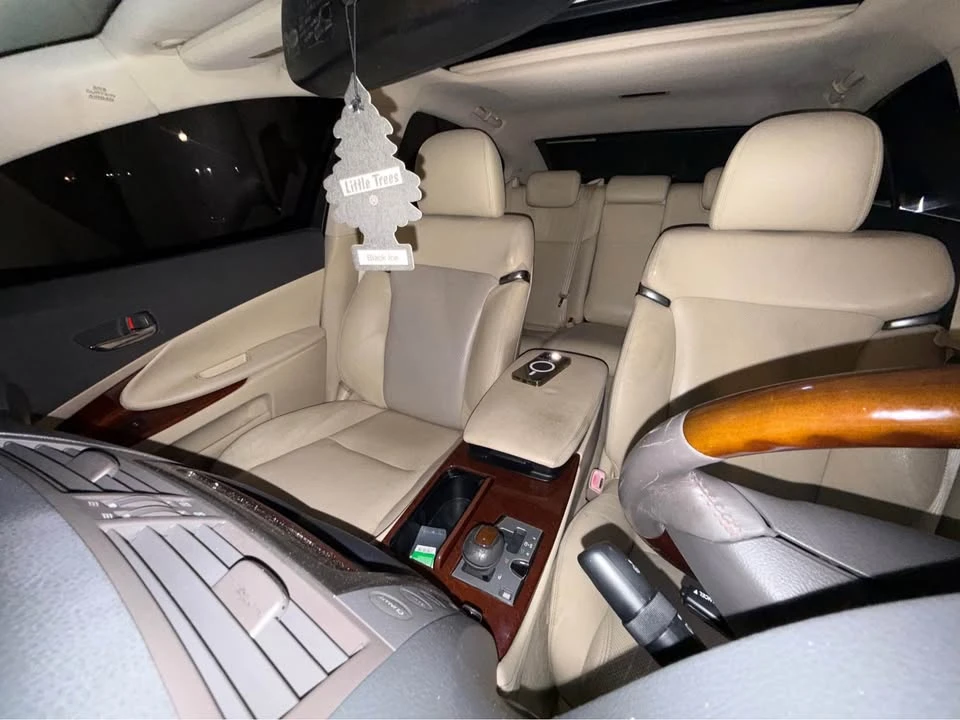 2010 Lexus GS 3rd Gen - Image 8 of 17