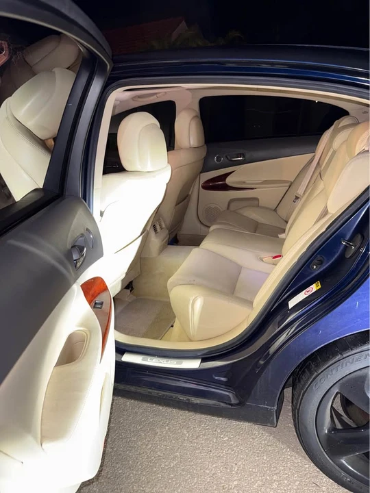 2010 Lexus GS 3rd Gen - Image 7 of 17
