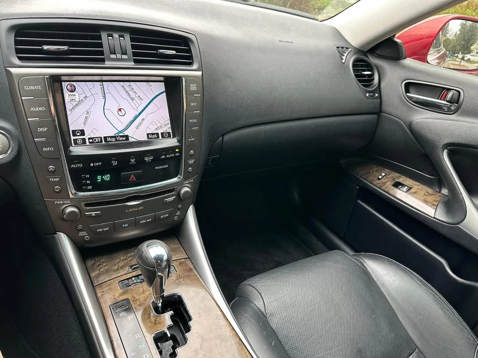 2010 Lexus GS 3rd Gen - Image 5 of 10