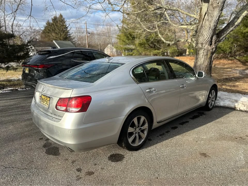 2010 Lexus GS 3rd Gen - Image 3 of 11