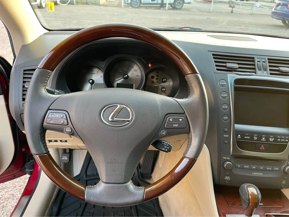 2010 Lexus GS 3rd Gen - Image 11 of 20