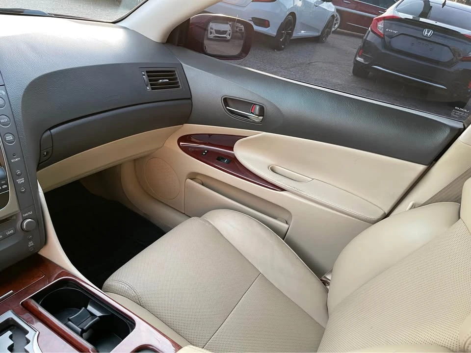 2010 Lexus GS 3rd Gen - Image 13 of 20