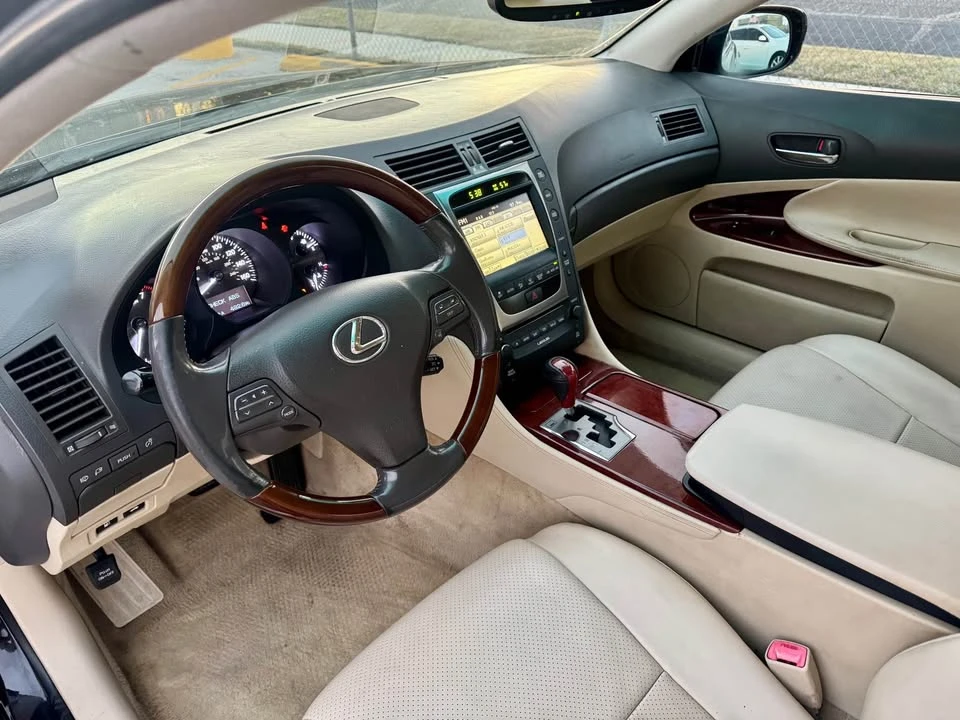 2010 Lexus GS 3rd Gen - Image 6 of 8