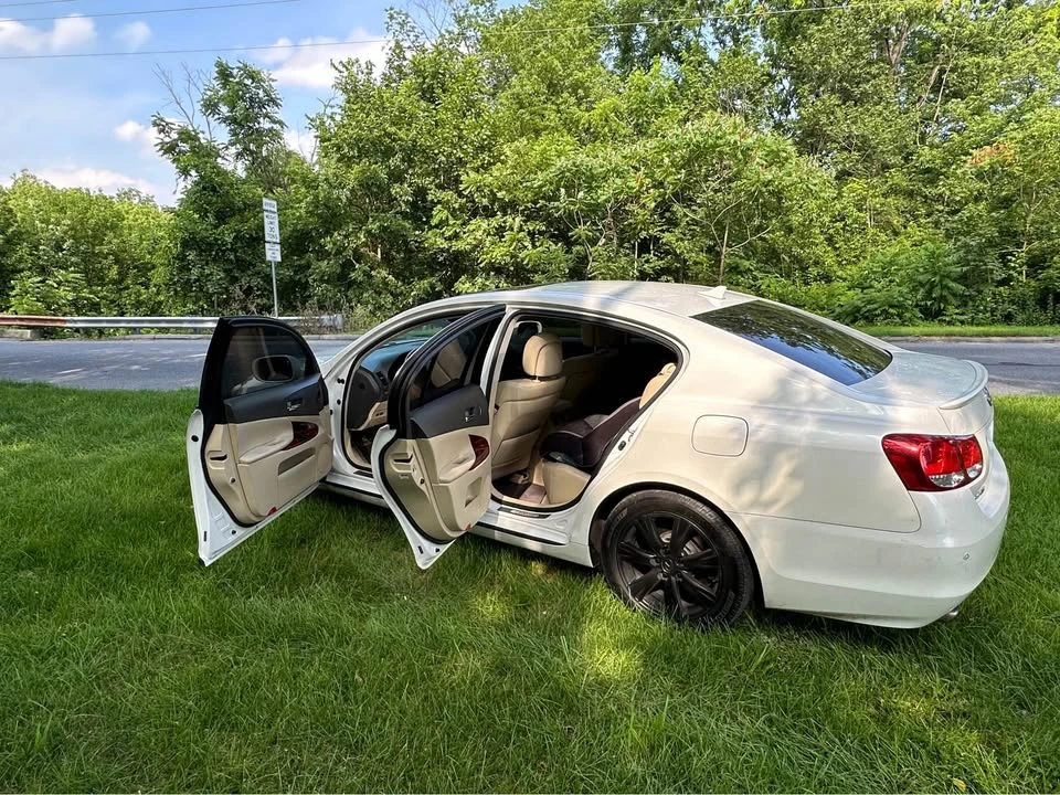 2010 Lexus GS 3rd Gen - Image 14 of 17