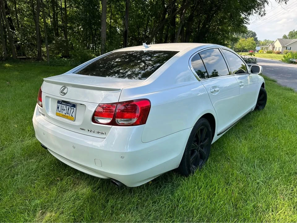 2010 Lexus GS 3rd Gen - Image 5 of 17