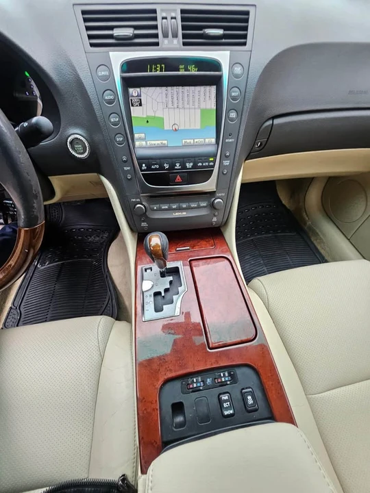 2010 Lexus GS 3rd Gen - Image 14 of 17