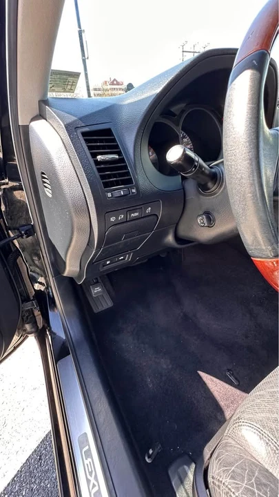 2010 Lexus GS 3rd Gen - Image 17 of 20