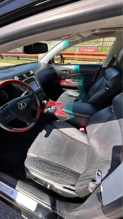 2010 Lexus GS 3rd Gen - Image 15 of 20